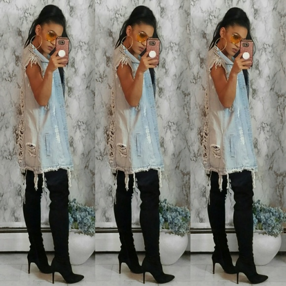  Slashed Back Distressed Denim Vest - Lt. Blue - Picture 2 of 3